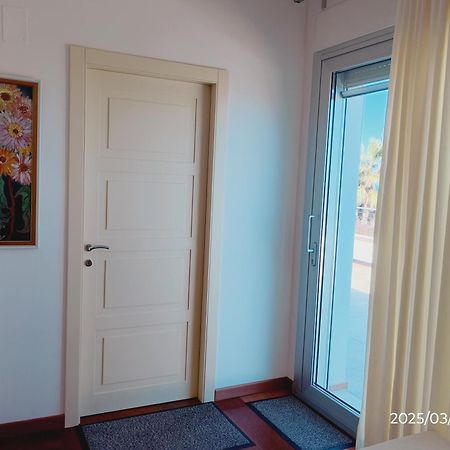 Just Blue Hotel Montesilvano Ngoại thất bức ảnh