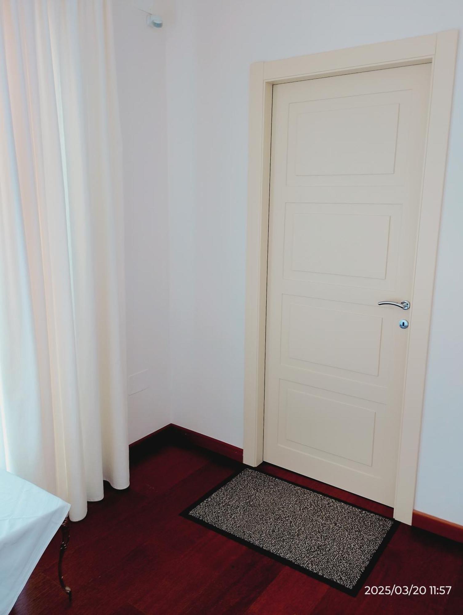 Just Blue Hotel Montesilvano Ngoại thất bức ảnh
